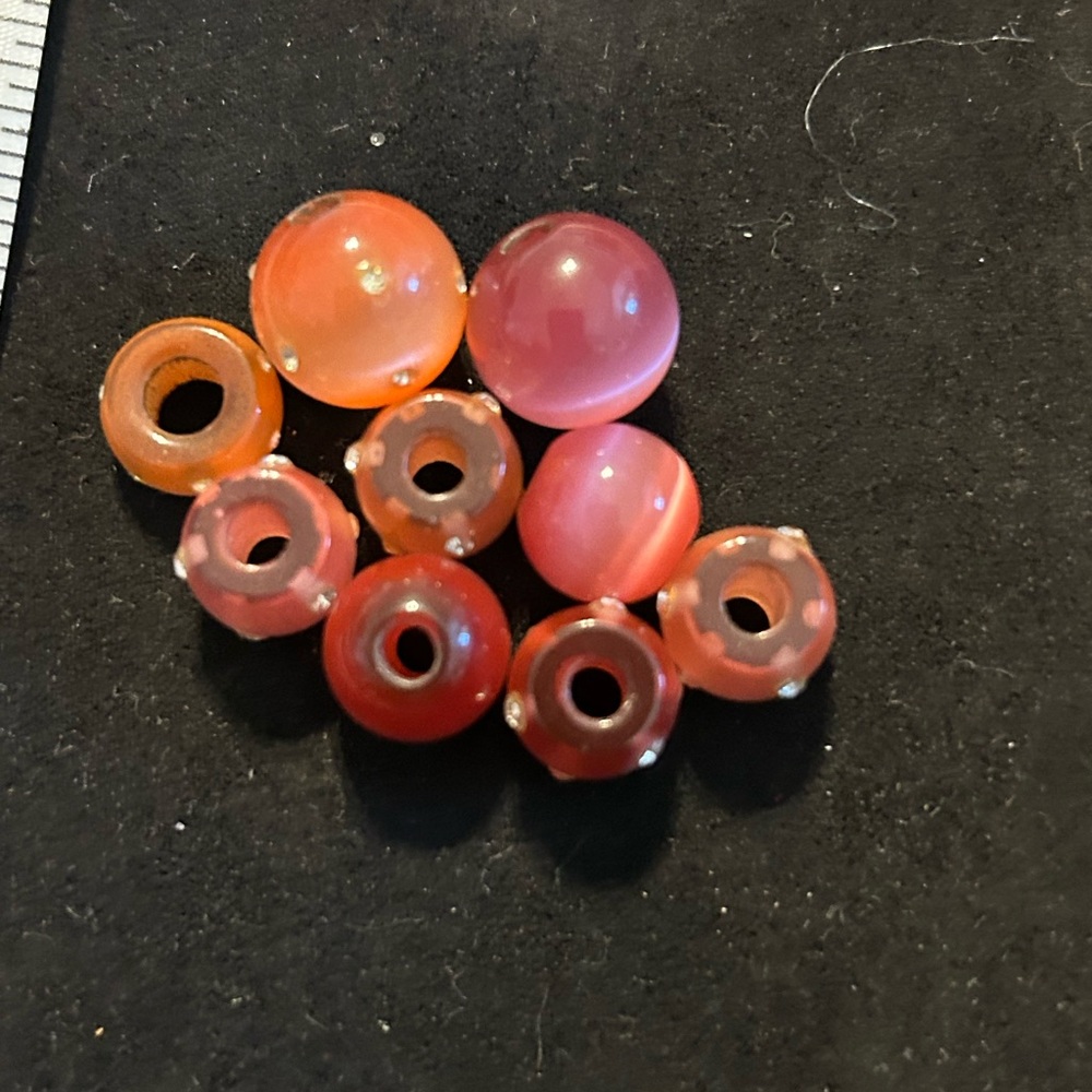 Lot of necklace pendant pieces; glass beads